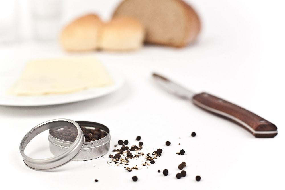 Boite metallique ronde pour epices