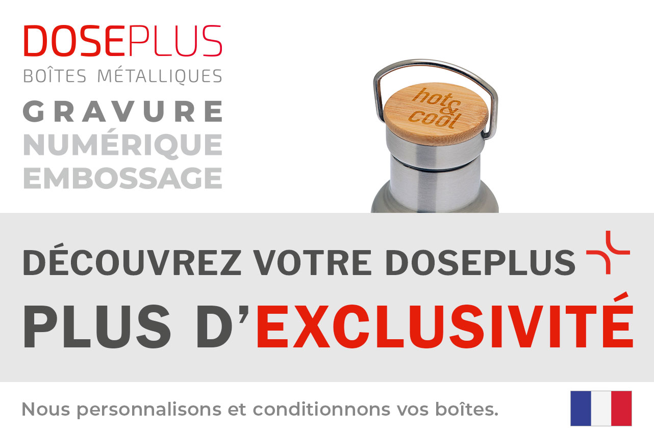 Gourde en acier inoxydable Doseplus TFL 010 avec couvercle en bambou – texte du bandeau : « Découvrez votre Doseplus – plus d'exclusivité » et options de gravure, embossage et impression. Gourde personnalisable pour communication d'entreprise.