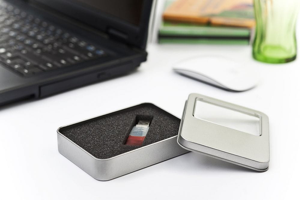 Boite metallique emballage clef USB